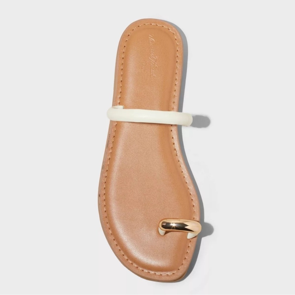 UNIVERSAL THREAD Women's Clara Toe Ring sandal cream/gold size various - Picture 4 of 6